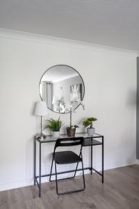 Centrally located Islington