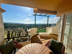 Classy flat w impressive VIEWS