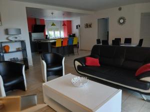Maisons de vacances Gites Le Mas du Vieux Chene : photos des chambres