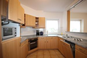 Sophie 09 Windjammer