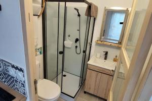 Gîte de LOlivier, classé, climatisé, jardin avec parking gratuit devant le logement et à 5 minutes du centre-ville à pied