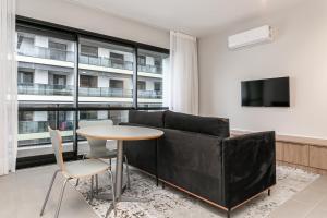 Studios Tower by Viva - Prédio com piscina e estacionamento no centro de Floripa