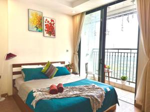 Deluxe Studio Vinhomes Green Bay Near My Dinh and Dcapital