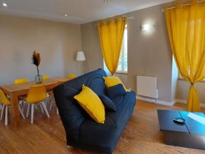 Appartements MONTALIEU SEJOUR Duplex Tournesol, prox CNPE Bugey, PIPA, vallee Bleue : photos des chambres