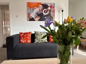 1 Newcastle Street - 沃明翰