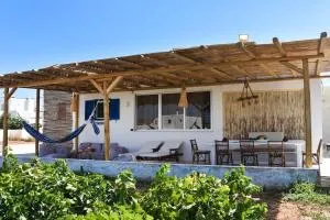 Charming Renovated Farmhouse! Paros - Antiparos! - 帕罗斯岛