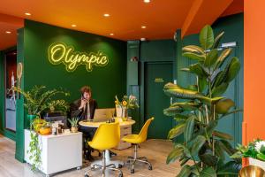 Hotel Olympic Paris Boulogne by Patrick Hayat