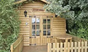 Inviting 1-Bed Cabin in Newmarket - Balsham
