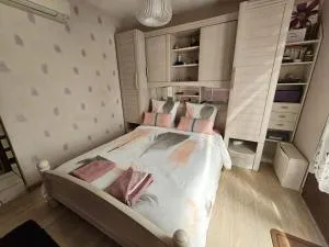 Chez Cerisa - 伊尼