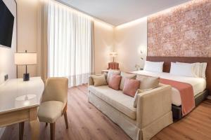 Triple Room room in Eurostars Sevilla Boutique