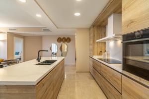 Family Apartment with Sea Views in Hacienda de Cifuentes