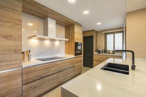 Family Apartment with Sea Views in Hacienda de Cifuentes