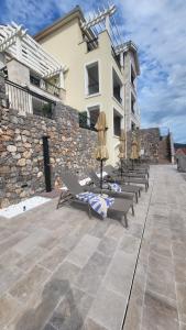 Lustica Bay