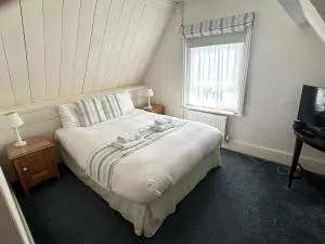 Winter Dene Hotel Beach side - Canford Cliffs