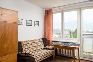 Old Town 3-Bedroom Apartment by BookingHost