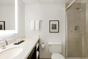 Cozy Two Room Suite with Modern Touches and Pool