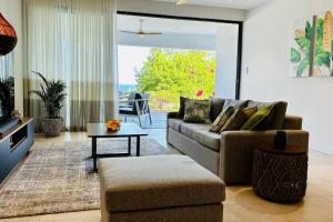 Bluepearl, Sileview Residence