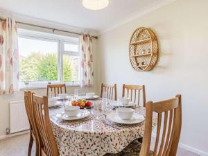 3 Bed in Bude 89425