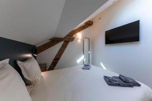 Hotels Hotel du DOMAINE SAINT LOUP : photos des chambres