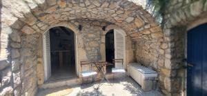 Old town STONE HOUSE OASIS