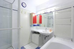 Apartment Mariahilf - 4rooms4you