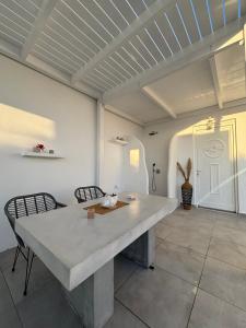 Kapetan Giannis Suite