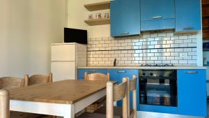 Palme 7 - Marcelli, trilocale con giardino privato, Residence Le Palme