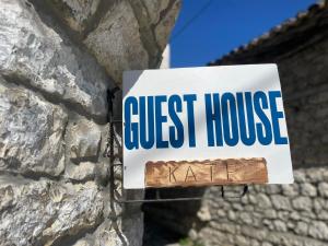 Guesthouse Kate Berat Castle