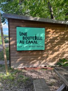 Chalets Une bouteille au canal : Chalet 1 Chambre