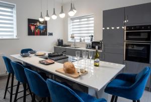 Modern Buxton Town House