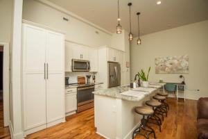 Cooper Corner -OldCity-SelfCheckIn-