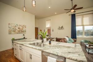 Cooper Corner -OldCity-SelfCheckIn-