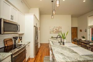 Cooper Corner -OldCity-SelfCheckIn-