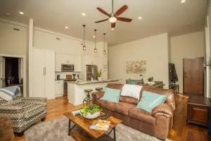 Cooper Corner: *OldCity*FreeParking*SelfCheckIn* - Chilhowee Hills