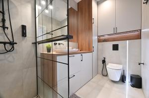 Apartament w stylu Feng Shui na 10 piętrze z widokiem, bezpłatny parking, nowy budynek, dostęp na kod