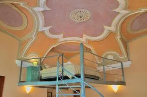 The Painter's Nest with Private Lake Garden - Cima