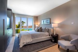 Premium Ocean View Condo with Pool