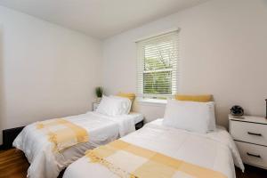 Shamrock 99: Charming Family Home 1.5 Miles From Notre Dame