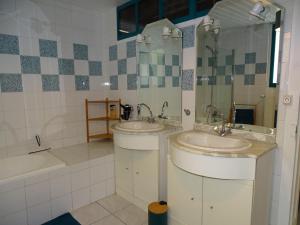 Maisons de vacances La petite royannaise : photos des chambres
