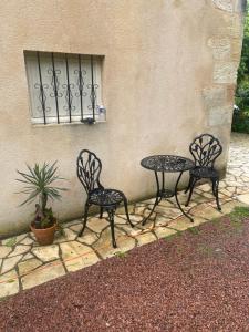 B&B / Chambres d'hotes Villa Les Mimosas - 3 chambres d-hotes : photos des chambres