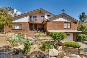 Beautiful Kernville Home with Game Room and Mtn Views!