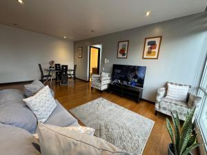 Departamento de Lujo La Carolina - Quicentro Shopping