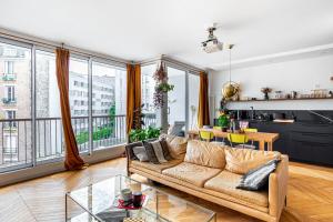 GuestReady - Skyline serenity near famous hotspots