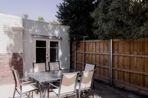 Spacious home near the Derwent in Sandy Bay