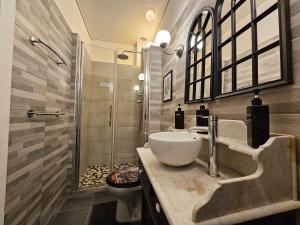 Maisons de vacances Maison plein centre de Deauville : Maison 3 Chambres