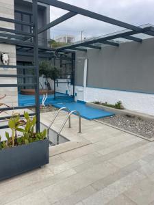 Bodrumda deniz ve doğa manzaralı full eşyalı lüks villa