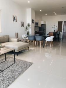 Departamento con gran vista al mar y súper bien ubicado