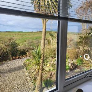RAWSON COTTAGE LOVELY 2 BEDROOM SEMI RURAL