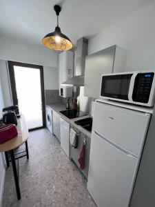 Le Cosy Rionde : Apt 6 Prs, 2 ch, parking, clim