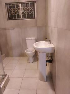 4 bedroom house, Amanzimtoti DBN